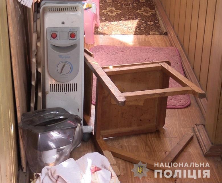 В Киеве нашли труп связанной окровавленной женщины: все детали