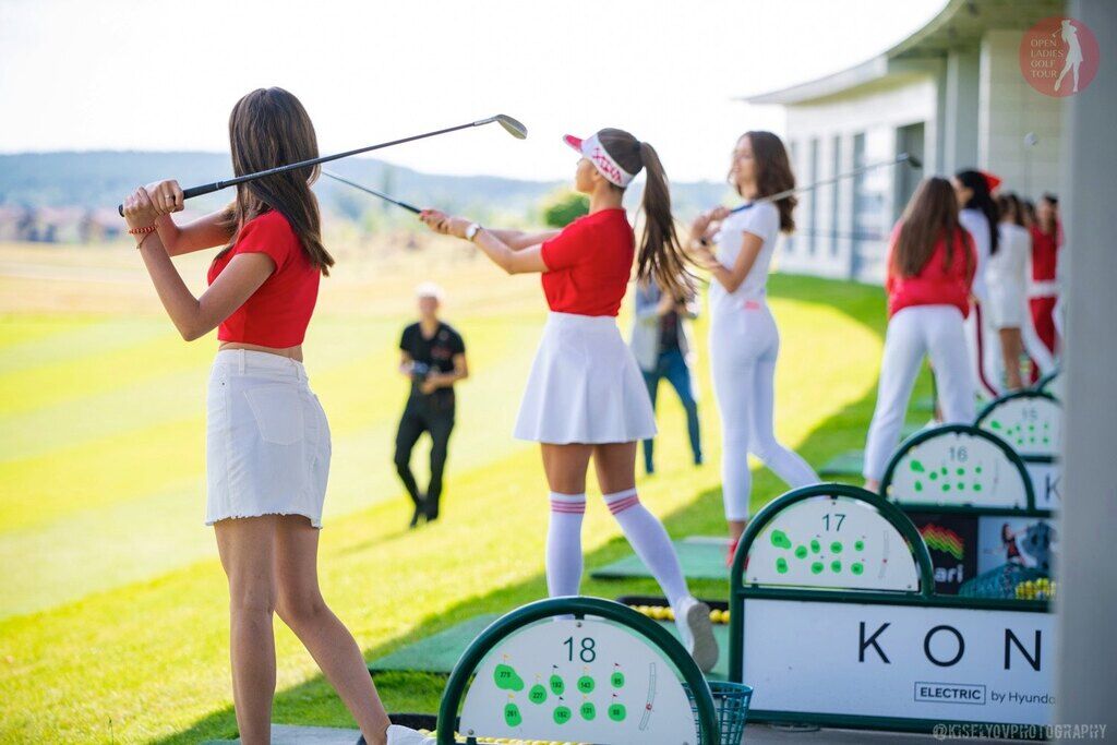 В Україні відбувся перший турнір з жіночого гольфу серед претенденток на титул "Міс Україна 2019"