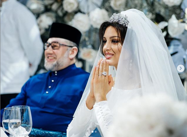 Весілля Оксани Воєводіної і Султана Мухаммада V