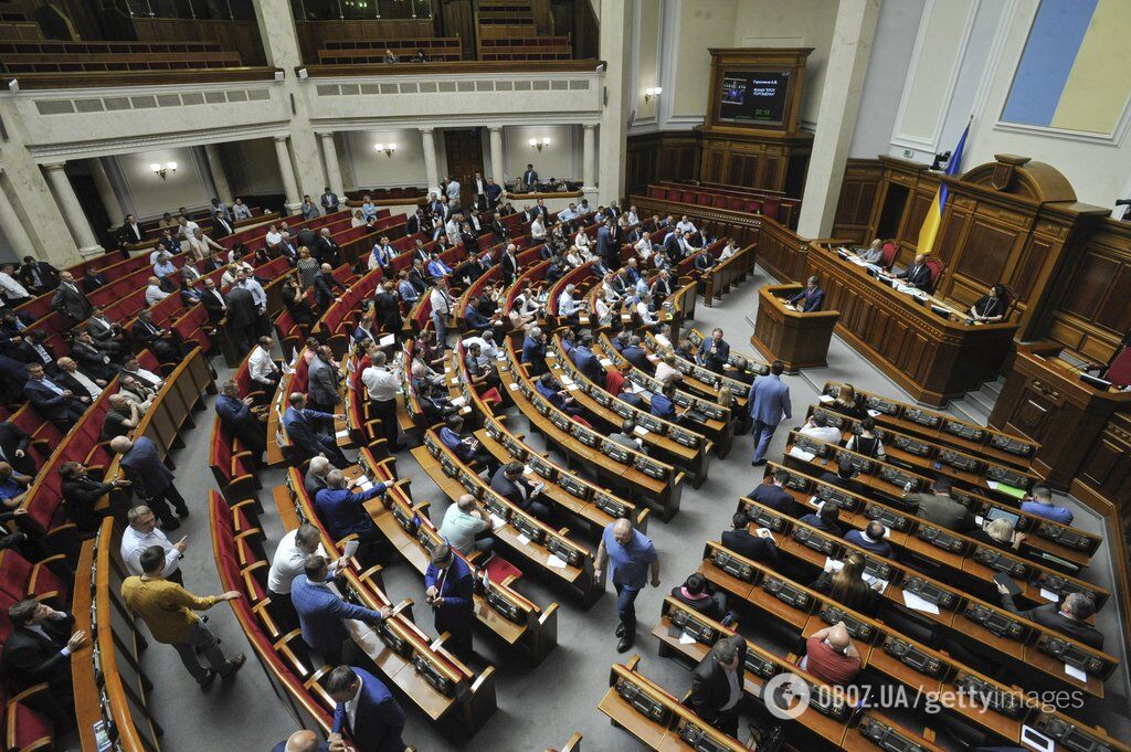 Ще одні вибори, прем'єр і конфіскація: із чого почне нова Рада