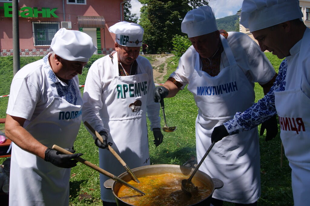 Гуцульский карнавал в Яремче