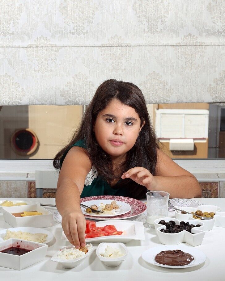 Что едят на завтрак дети в разных странах мира? Опубликованные интересные фото