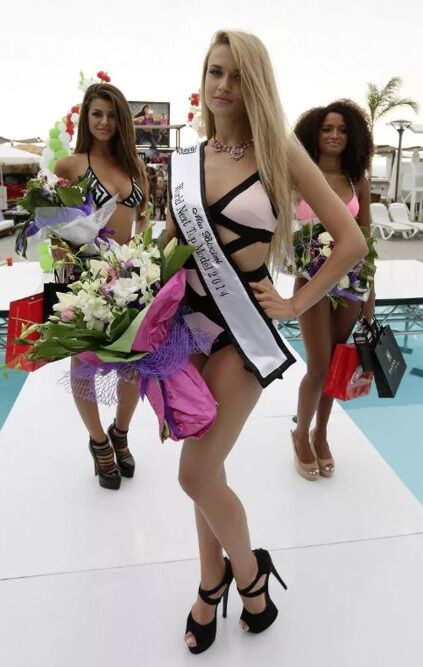 Миллиардер-торговец оружием из России женился на "Мисс Украина": фото красотки