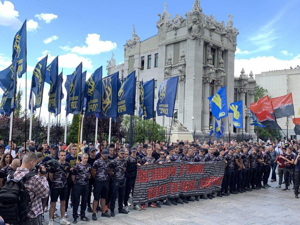 Білецький закликав заарештувати Медведчука за держзраду