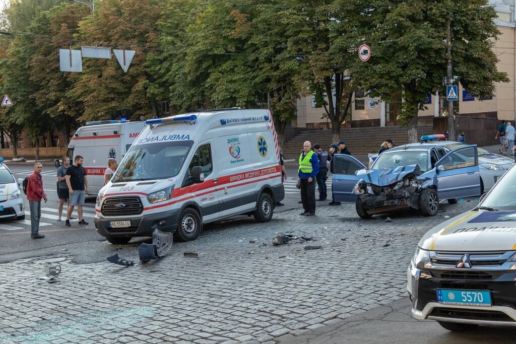 ДТП з маршруткою і легковим авто