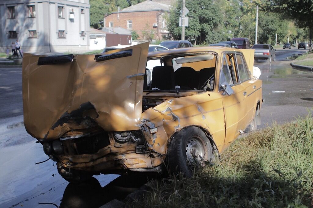 Водії та пасажири обох автомобілів госпіталізовано