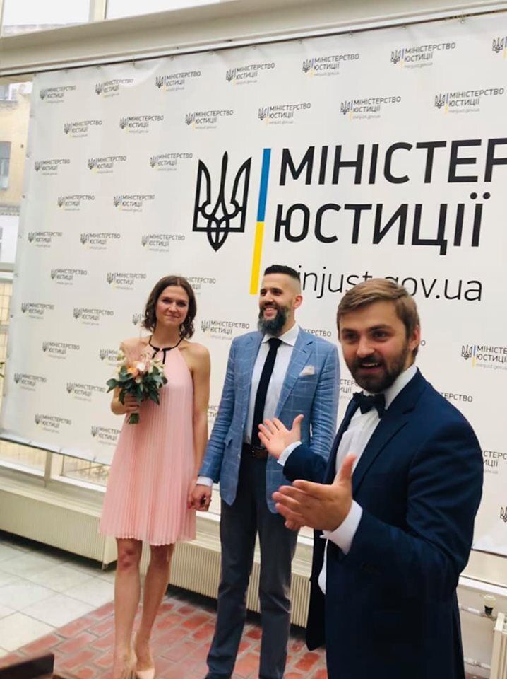 Главный таможенник Украины женился: фото со свадьбы