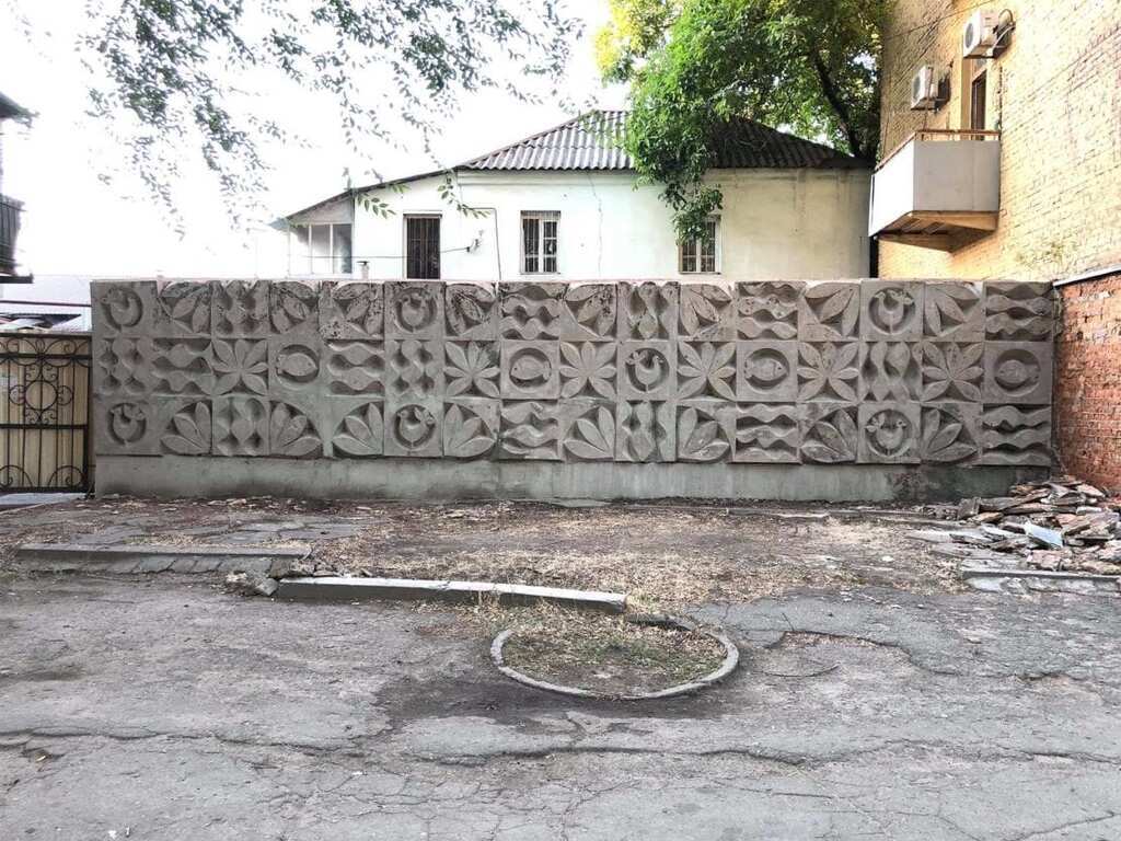 Стіна до реставрації