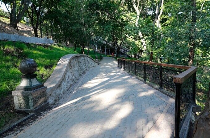 Кличко рассказал о строительстве лестницы от Андреевской церкви к Аллее художников. Фото