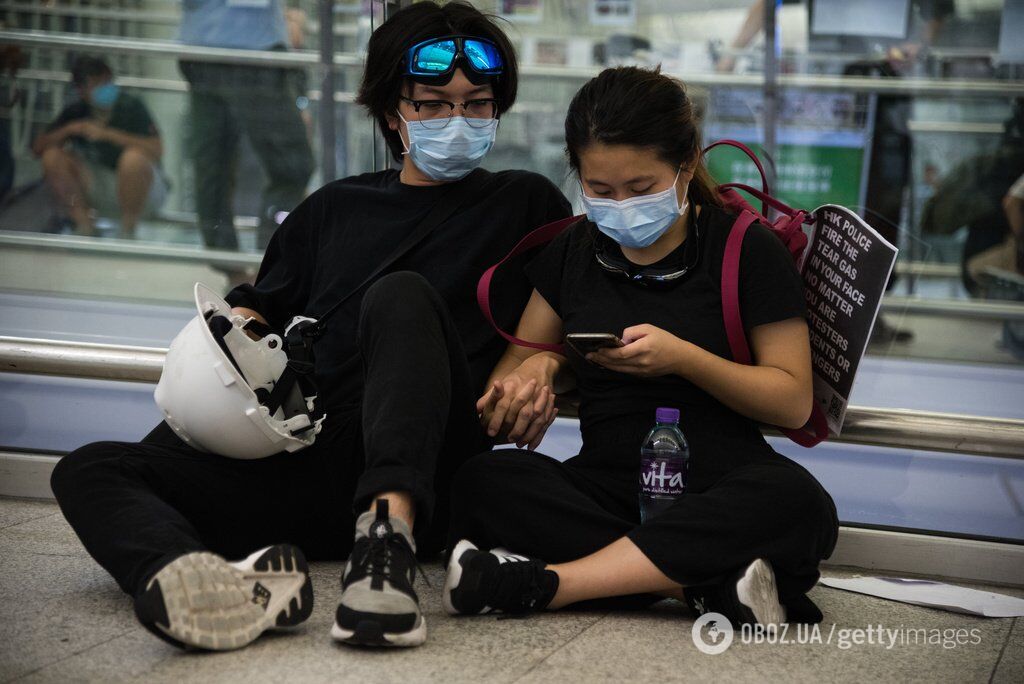 В Гонконге полиция попыталась разогнать разъяренный "Майдан": все детали
