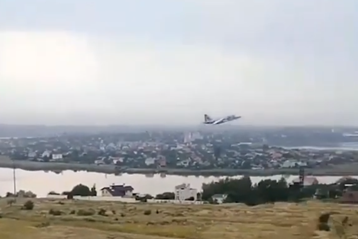 Над Николаевом пронесся штурмовик