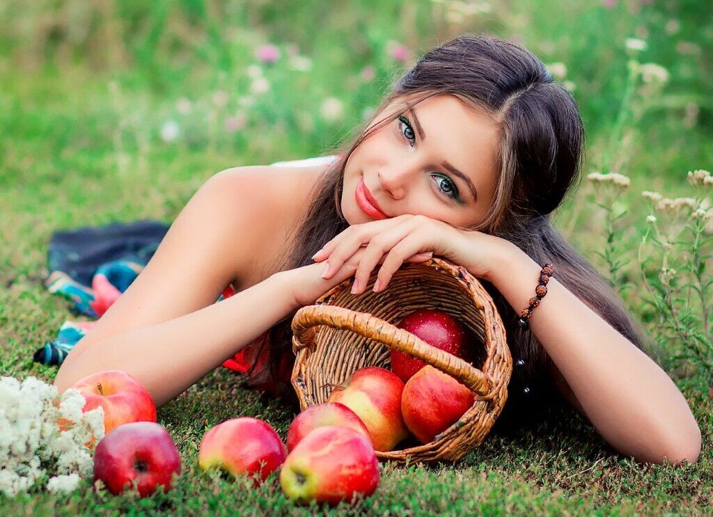 Яблучний Спас-2019: як ворожити на кохання, гроші й удачу
