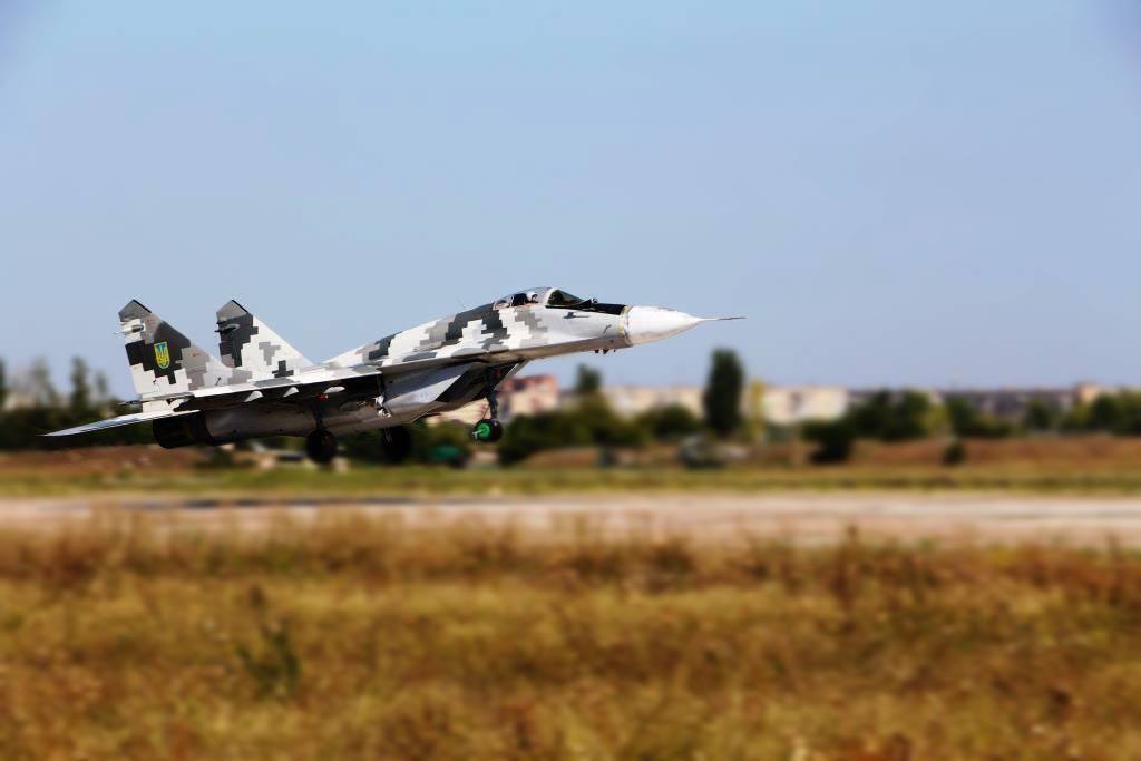 Тренировка авиации ОС на Донбассе
