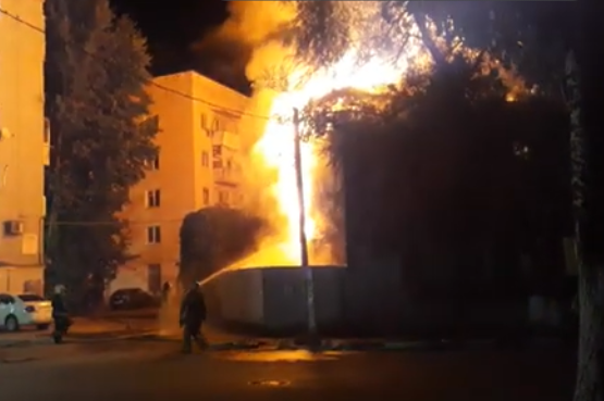 У Росії в житловому будинку заживо згоріли люди: фото і відео з місця НП