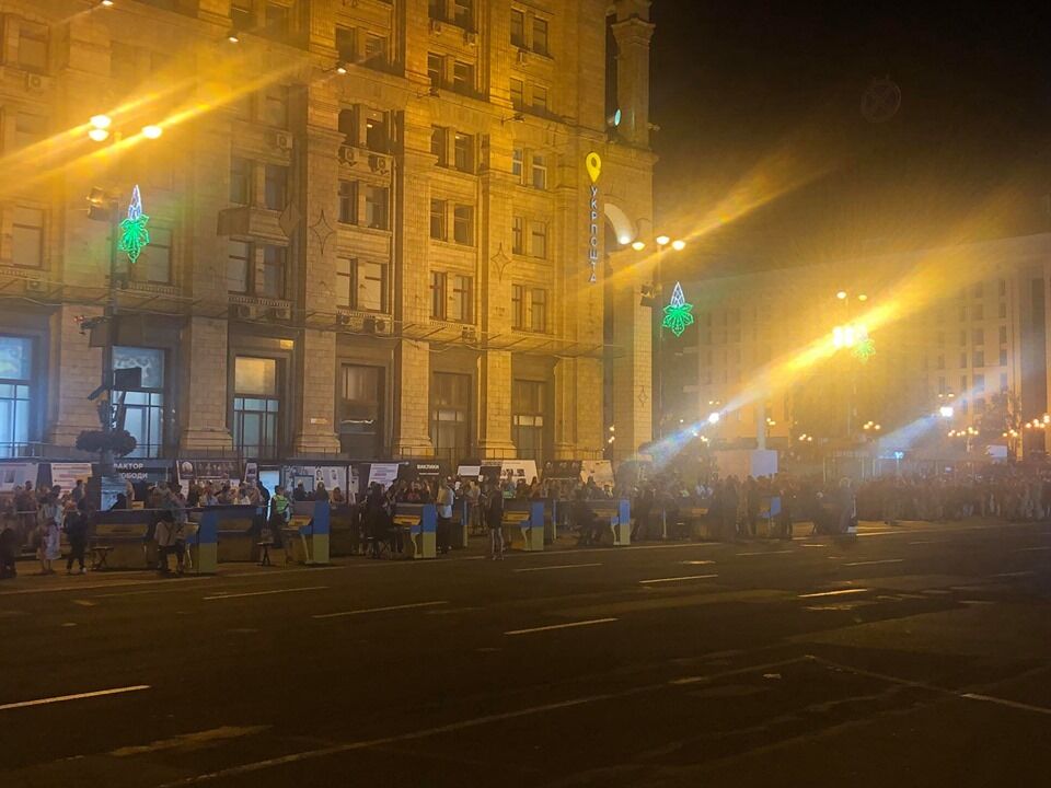 Зеленського розгромили за спаплюження символу Майдану