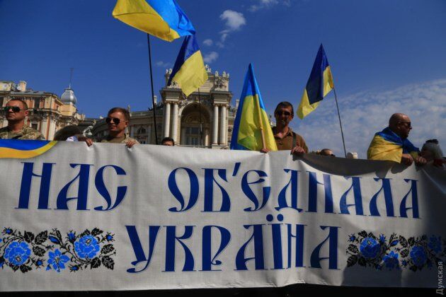 С парадом вышиванок и молитвой за мир: как Украина встретила День Независимости