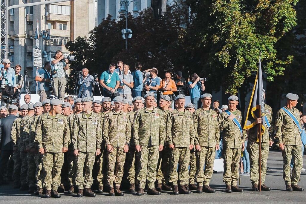 Два марша, забег в вышиванках и мегашоу: как Киев отпраздновал День Независимости