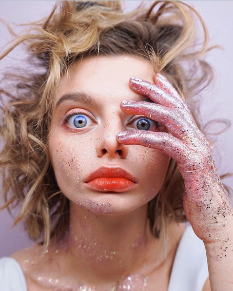 Українка з найбільшими у світі очима: топ-10 кращих фото