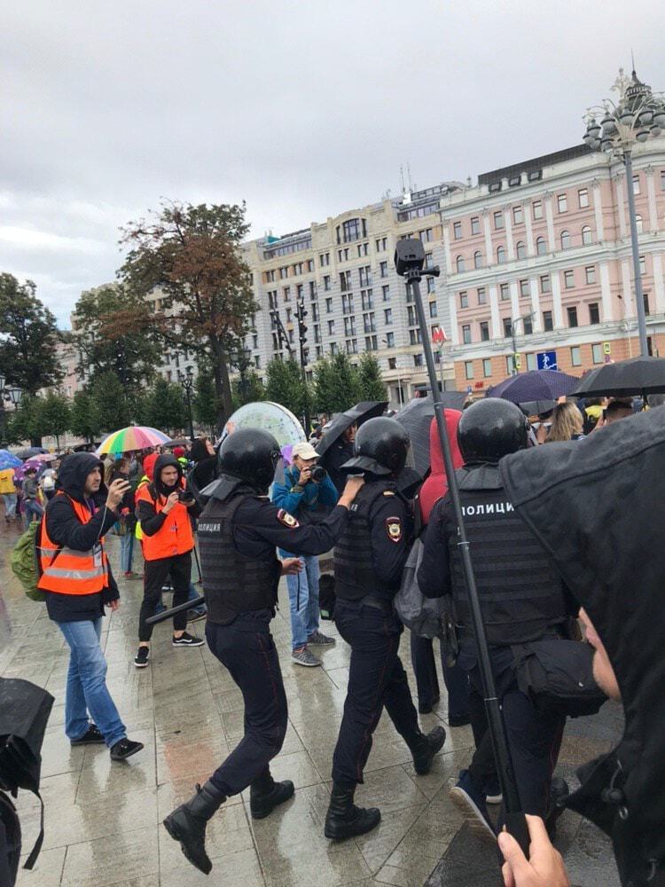 Протесты в Москве