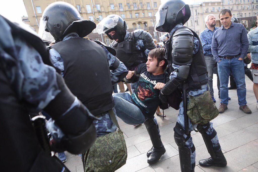 Россия восстанет? Москву всколыхнули акции протеста, есть задержанные. Фото и видео