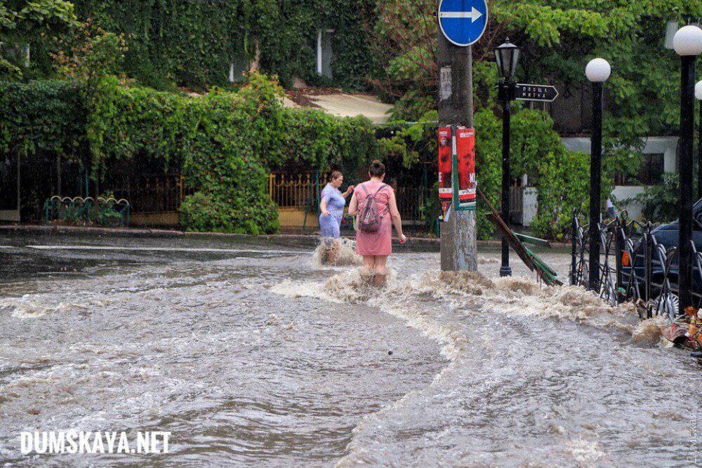 Наслідки шторму в Одесі