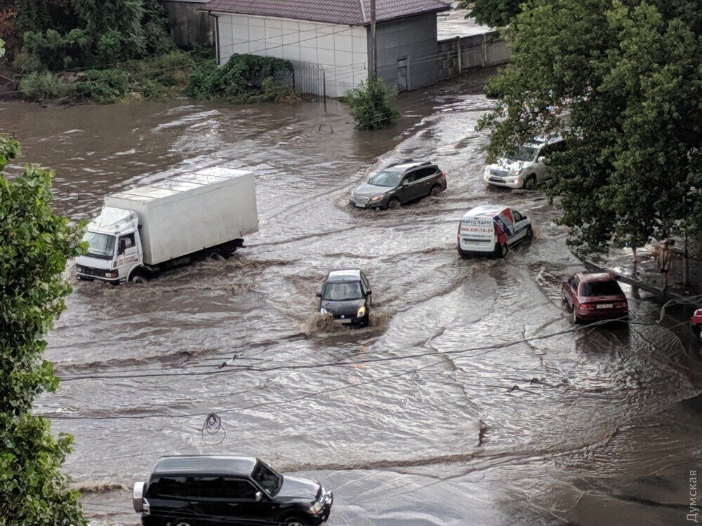 Наслідки зливи в Одесі