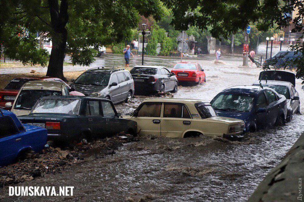Погодний апокаліпсис в Одесі: названо наслідки руйнівного шторму