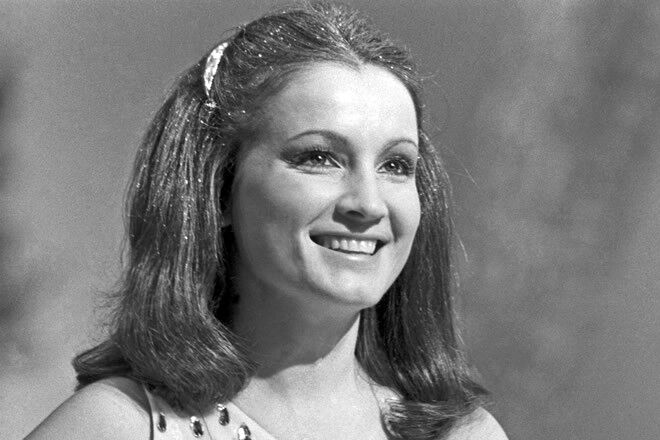 Софії Ротару – 72: як змінювалася популярна співачка