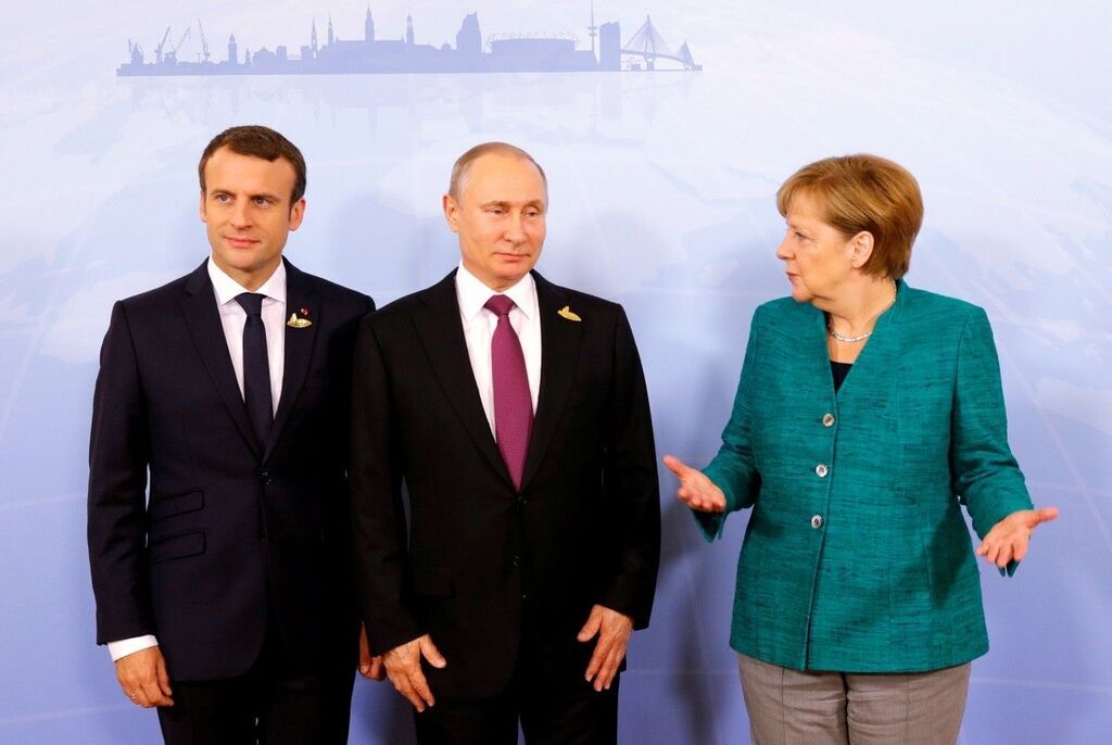 Макрон, Путін і Меркель