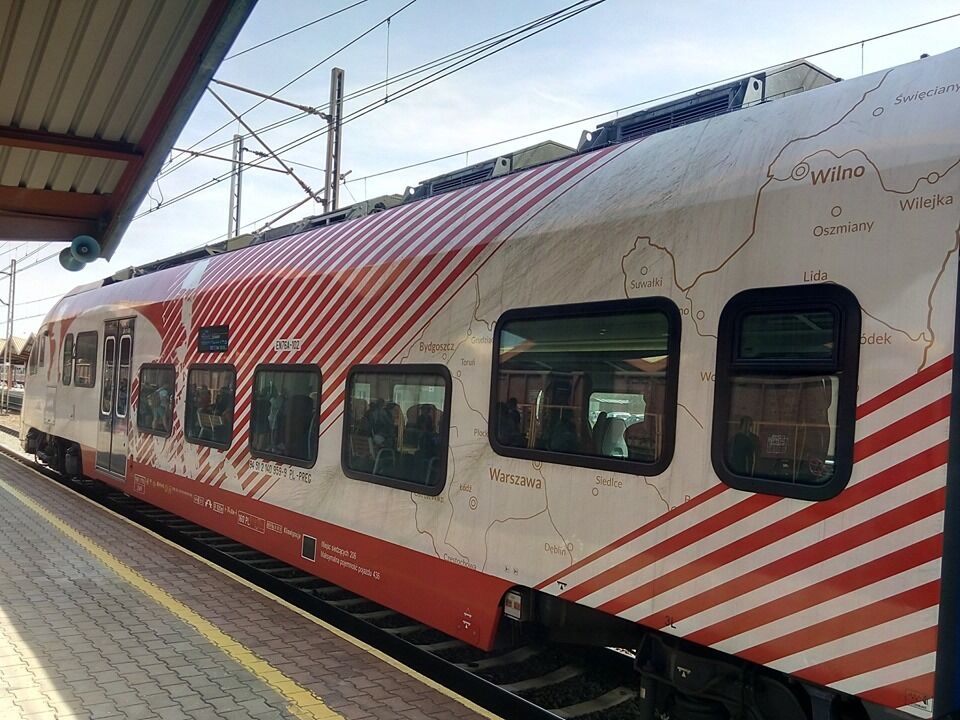 Польский поезд с картой