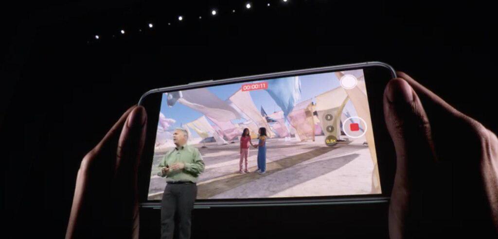 Apple презентувала нові iPhone: як вони виглядають