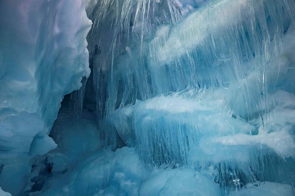"Потерянная" пещера в Антарктиде