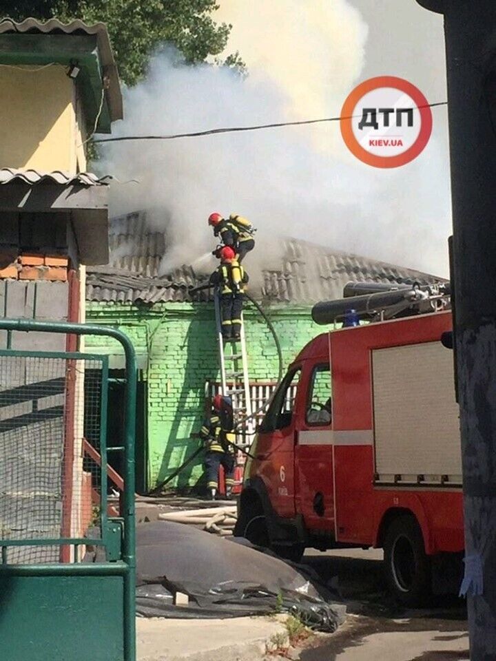 На место ЧП прибыли спасатели ГСЧС