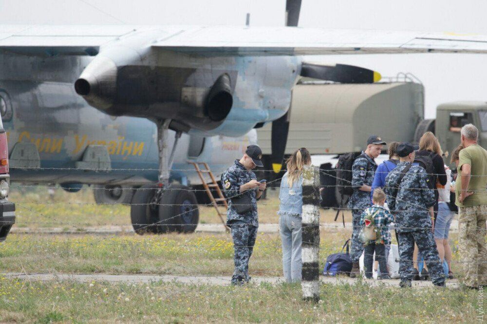 Звільнені моряки повернулися до Одеси