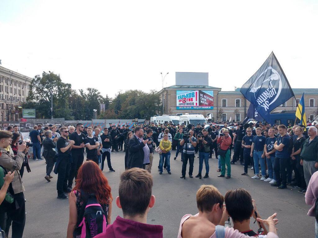 В Харькове протестовали против гей-парада