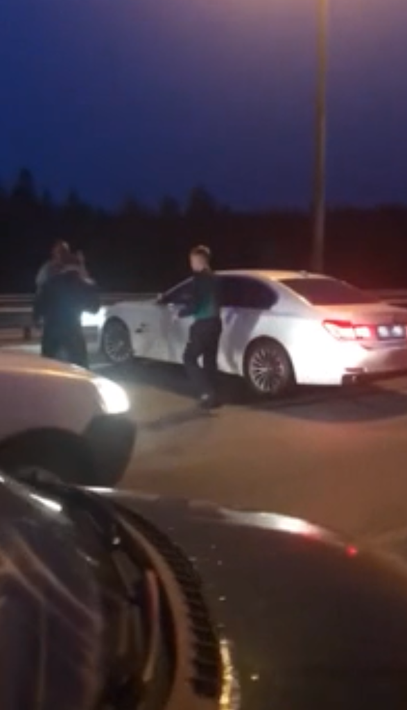 У Росії водію під час бійки на дорозі відкусили вухо