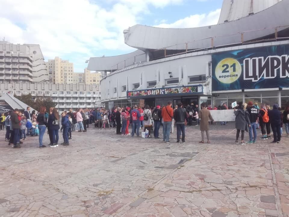 У Дніпрі активісти протестували проти виступів тварин у цирку