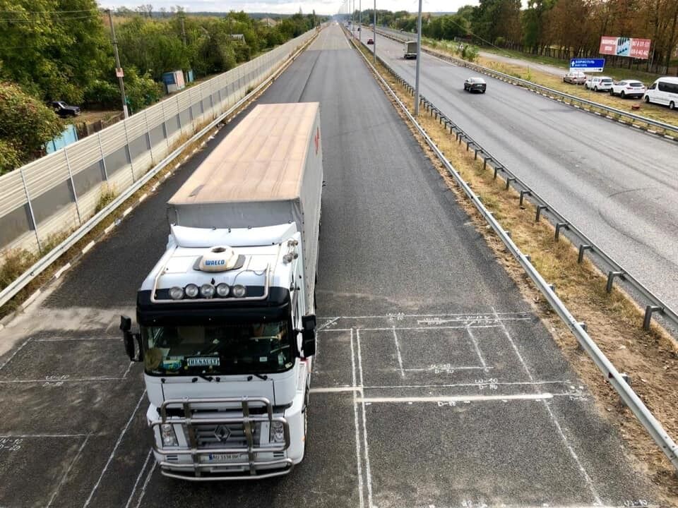 В Украине в тестовом режиме заработали первые две площадки в рамках реализации пилотного проекта взвешивания грузовиков в движении