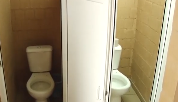 Туалет в Крайниковской школе