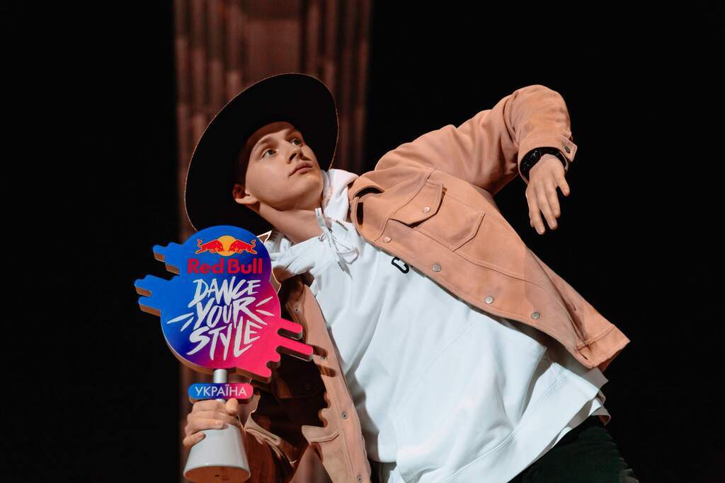 Boogaloo Freak станцює за Україну на Світовому Фіналі Red Bull Dance Your Style в Парижі