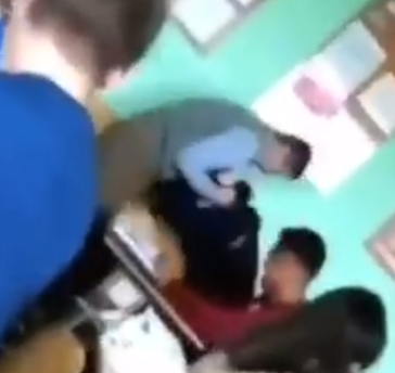 Вчитель побив школяра
