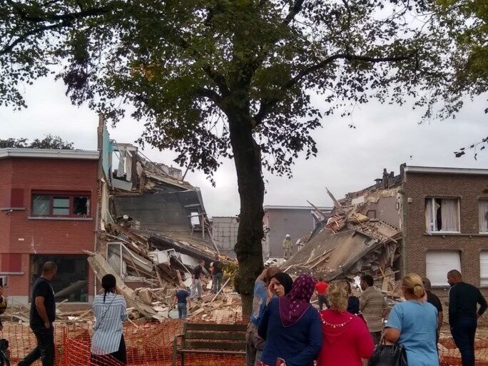 В Бельгии взрыв обрушил три дома