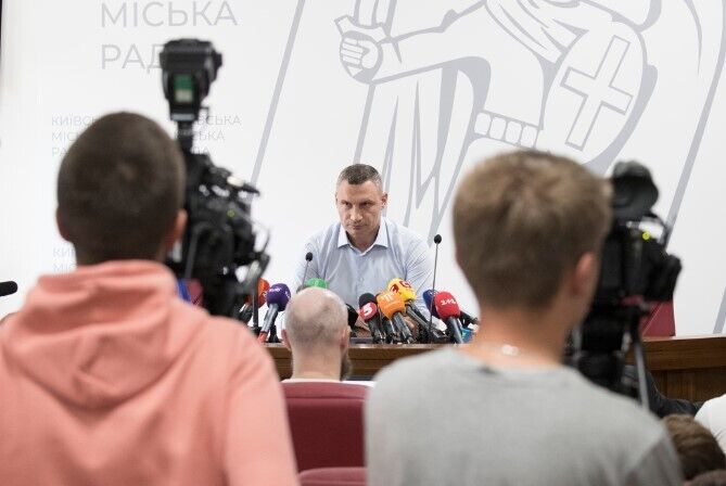 Виталий Кличко на пресс-конференции