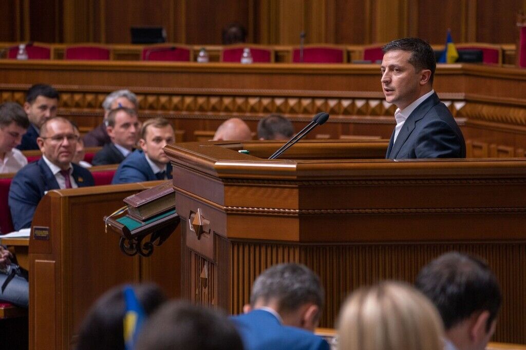 Владимир Зеленский на первом заседании второй сессии Верховной Рады IX созыва