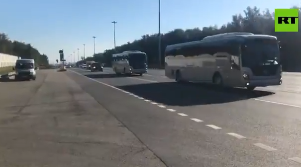 Автобусы подъехали к "Внуково-2"