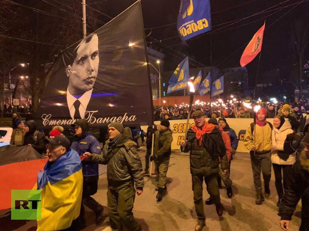 Шествие в Киеве в честь дня рождения Бандеры