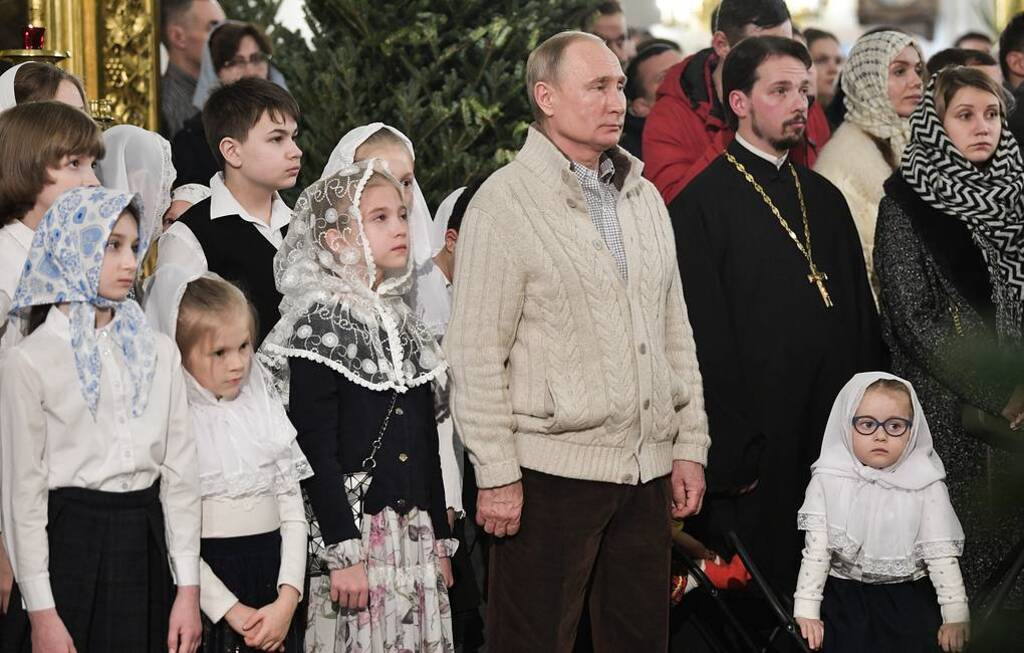 Володимир Путін на різдвяній службі у Спасо-Преображенському соборі