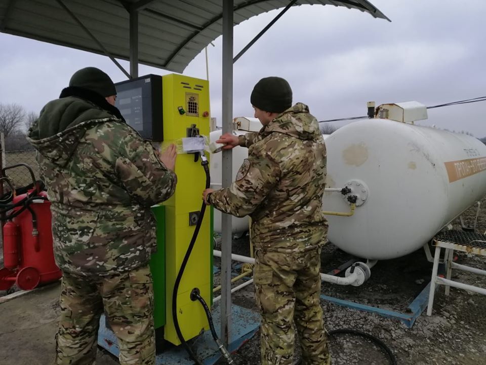 В районі ООС ліквідовані незаконні АЗС