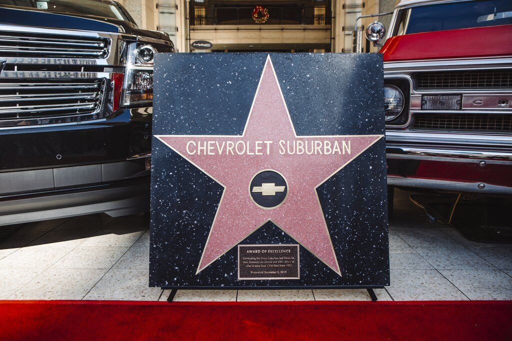 Звезда Chevrolet Suburban станет одним из украшений знаменитой "Аллеи славы" на Голливудском бульваре