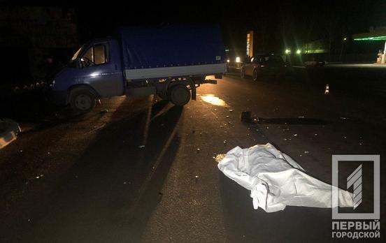 На Дніпропетровщині дівчина загинула під колесами вантажівки